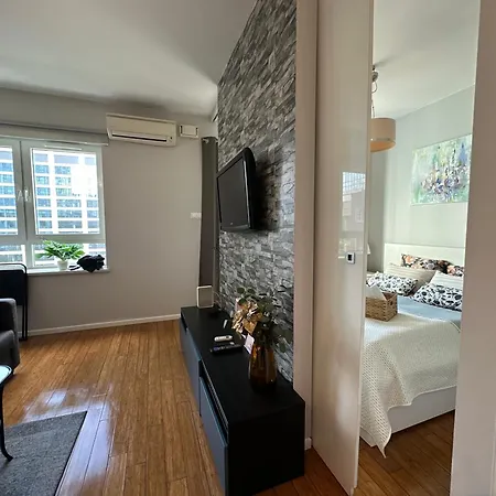 Grzybowskastreet Platinumtowers Parking Apartment *